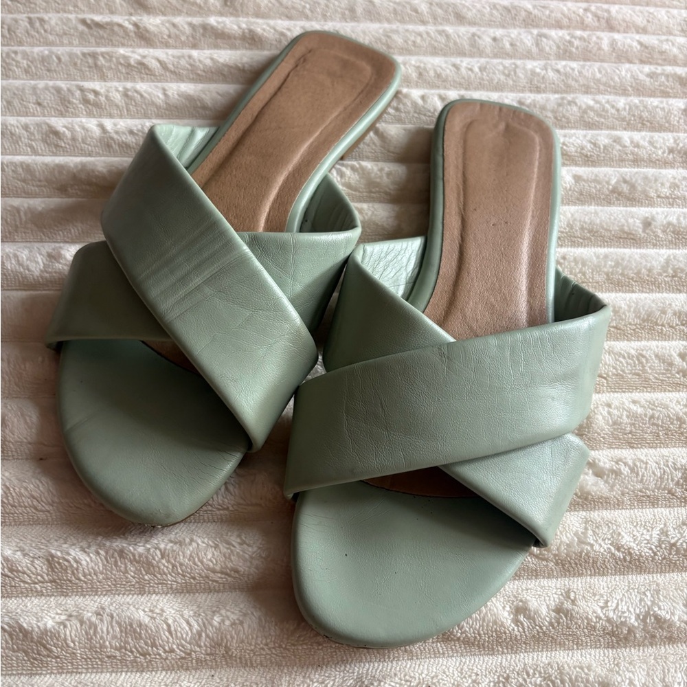 Women’s Mint Green Crisscross Slide Sandals